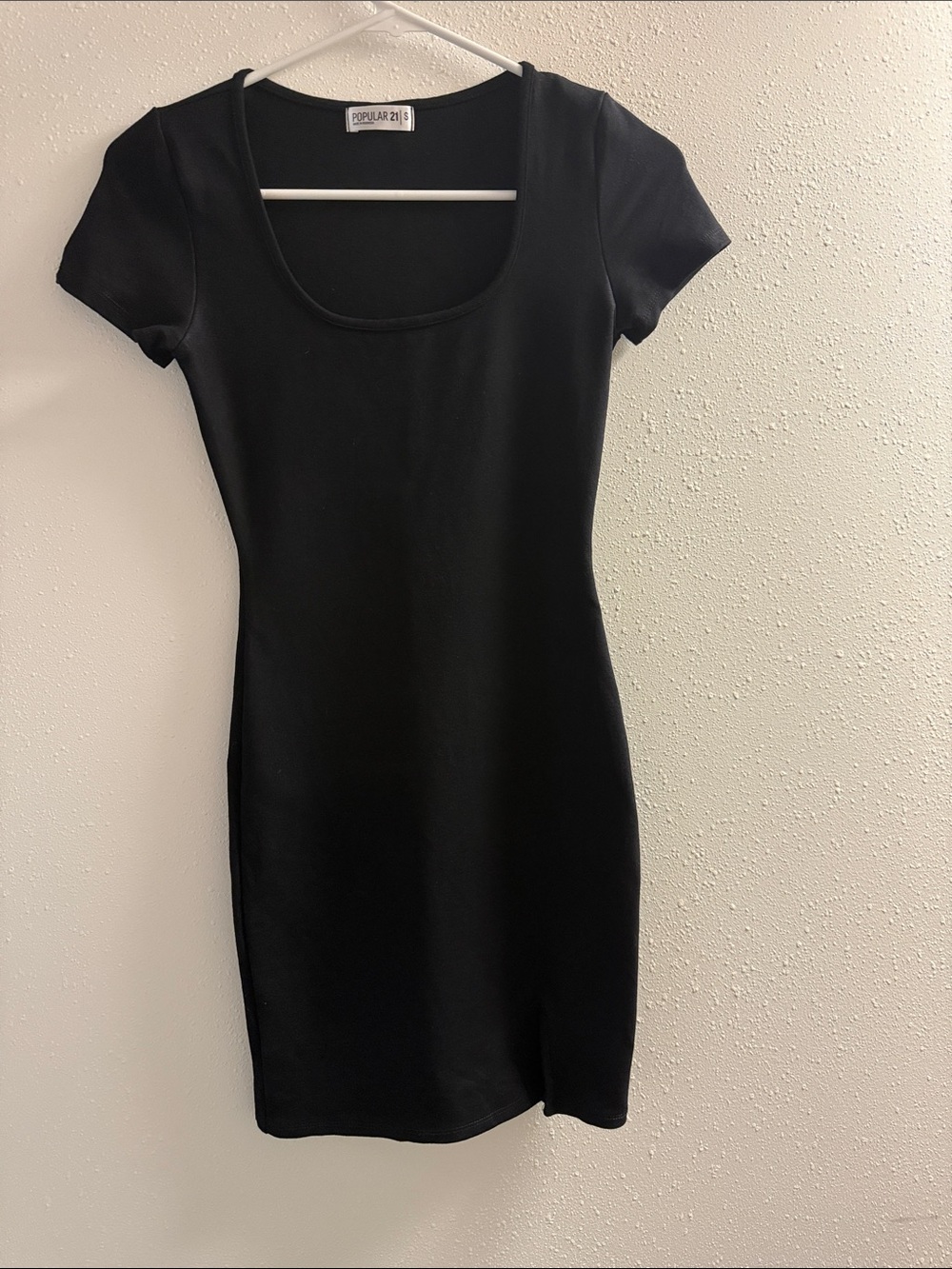 Popular 21 Black Scoop Neck Mini Dress
